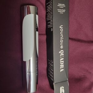Younique Quadra Mascara - Silver & Black Packaging